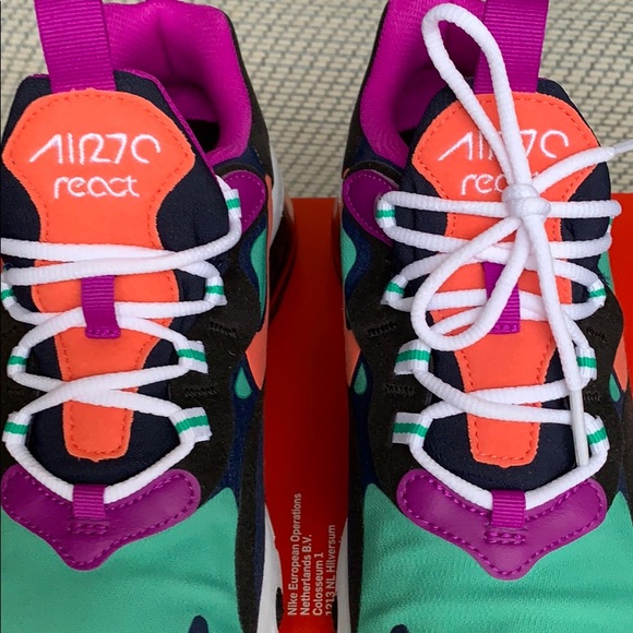 NIKE AIR MAX 270 REACT GS - Picture 9 of 16